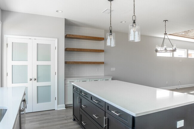 Foto del edificio - 1418 Landon Hills Dr