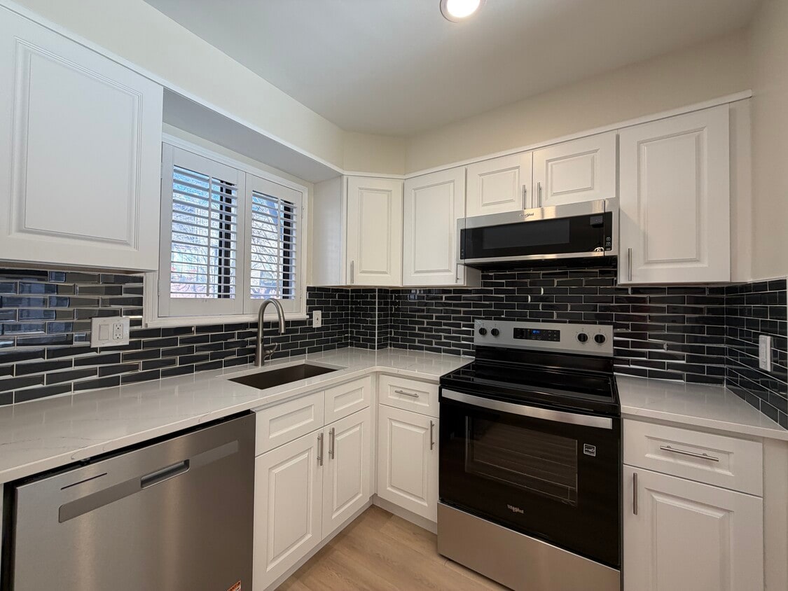 Foto principal - 2109 S Rosewood St