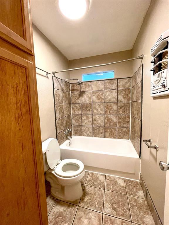 Foto del edificio - 1108 W 22nd St