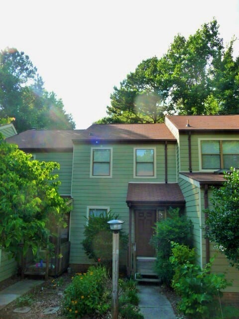Building Photo - 104 Cedarwood Ln