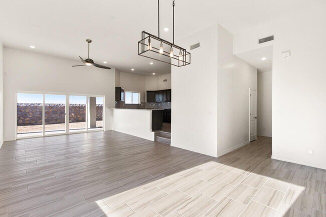 Foto del edificio - 13348 Eton Ct