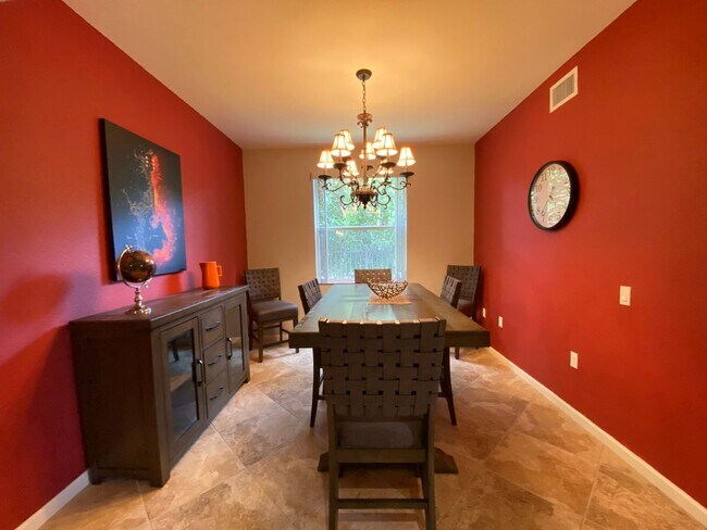 Building Photo - 10020 Heather Ln