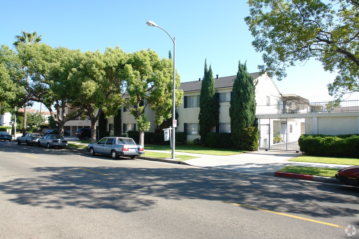 Building Photo - 1200 E California Ave