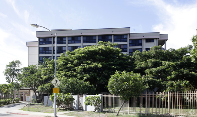 Kamalu Hoolulu Elderly de alojamiento - Kamalu Hoolulu Elderly Housing