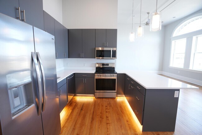 Foto del edificio - 716 Commercial St