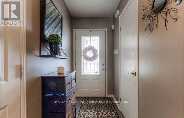 Photo du bâtiment - 35 Critcher Ave