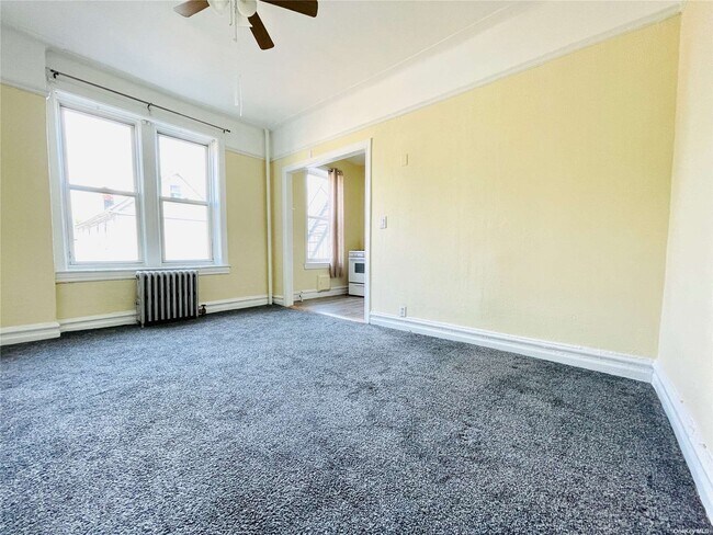 Foto del edificio - 109-18 Lefferts Blvd