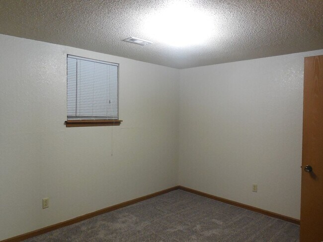 Foto del edificio - One Bedroom Condo with Fireplace and Stack...