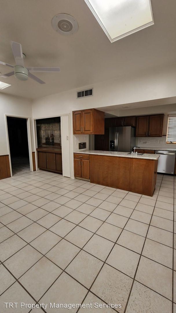 Foto del edificio - 3 br, 2 bath House - 7149 E SABINO VISTA CIR