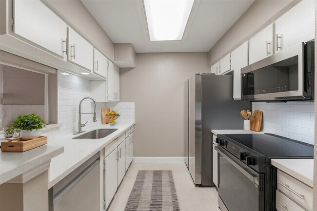 Foto del edificio - 4635 Wild Indigo St