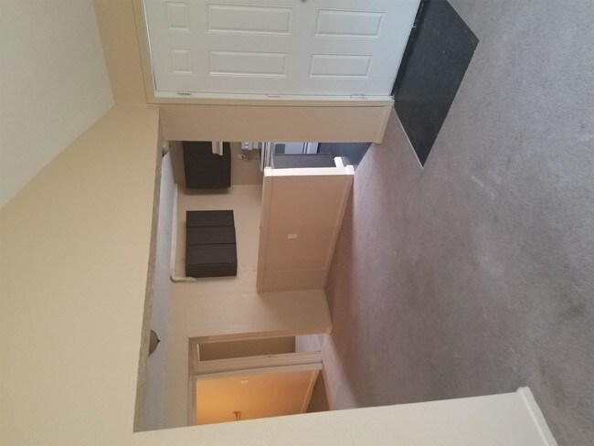 Building Photo - 4219 E 60th Terrace