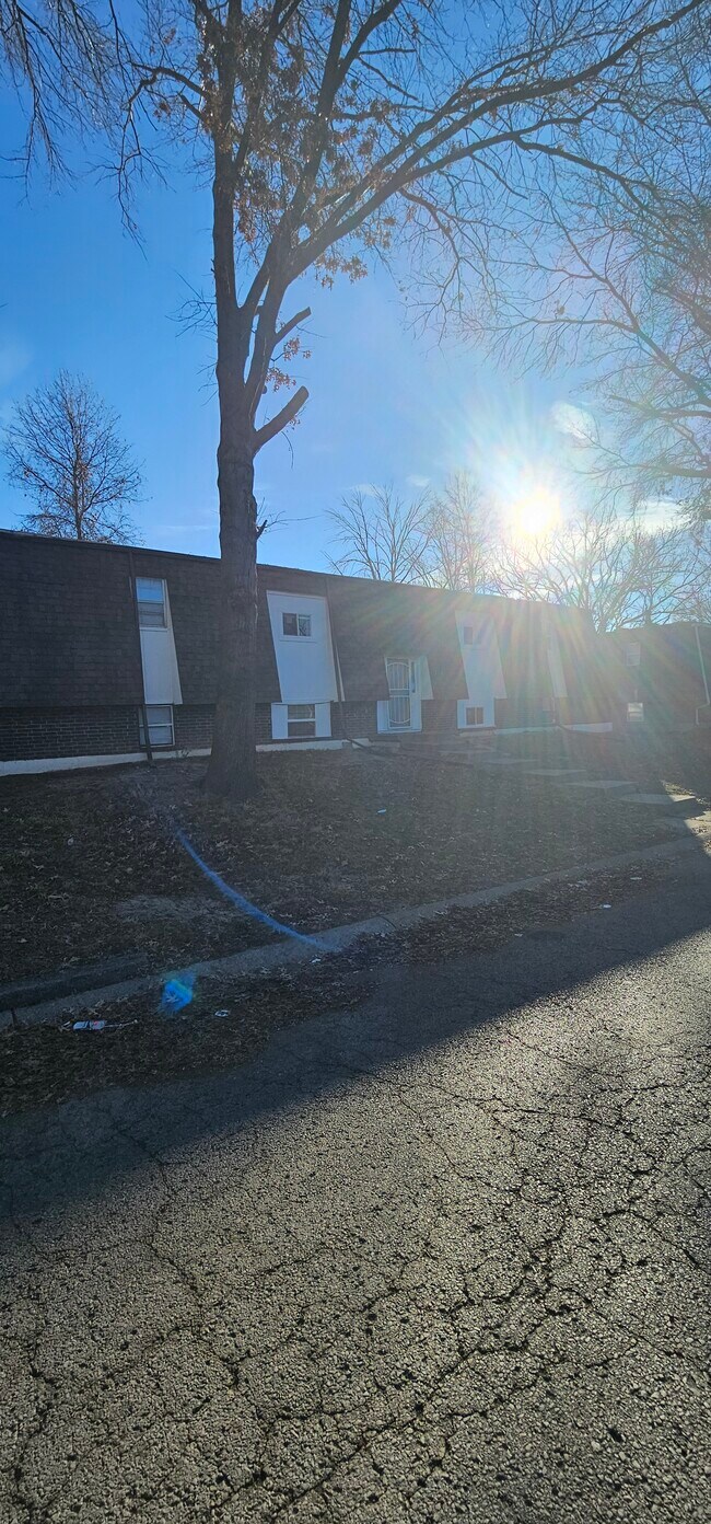 Foto del edificio - 711 N 70th St