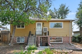 Building Photo - 954 Winona Ct