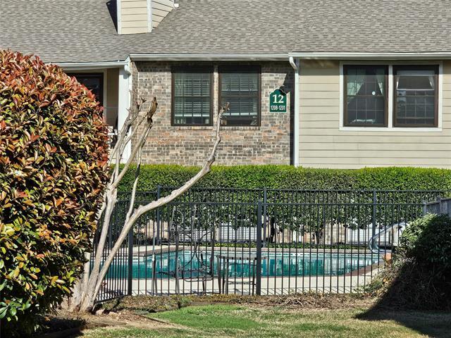 Foto del edificio - 4748 Old Bent Tree Ln
