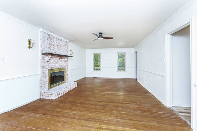 Foto del edificio - 720 Dove Path Ln