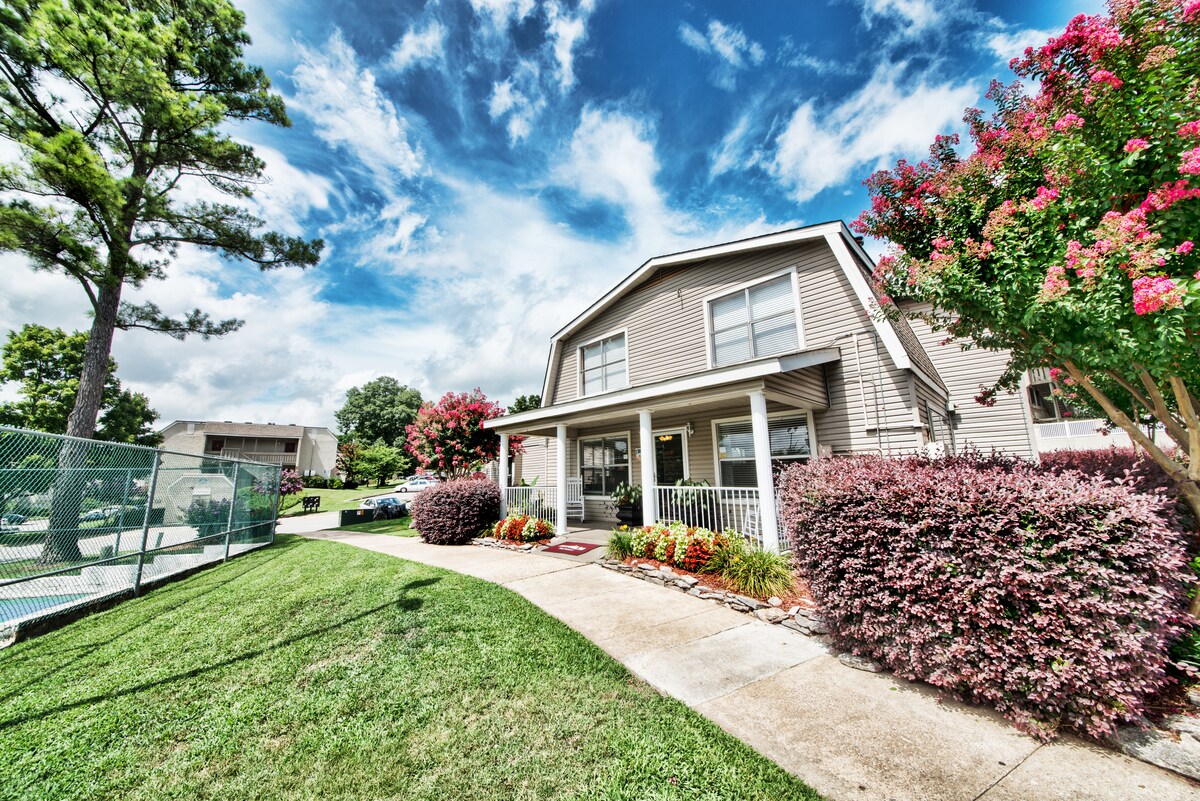 The Overlook Apartment Homes Apartments in Huntsville, AL