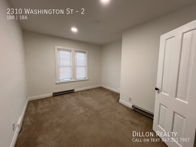 Building Photo - 2310 Washington St