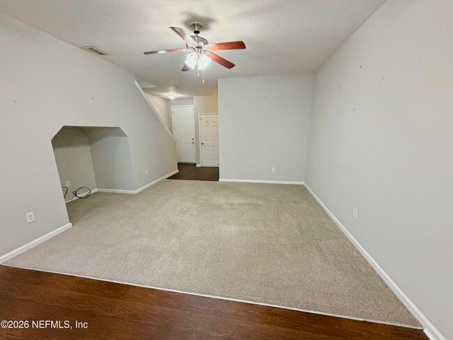 Building Photo - 8880 Grassy Bluff Dr