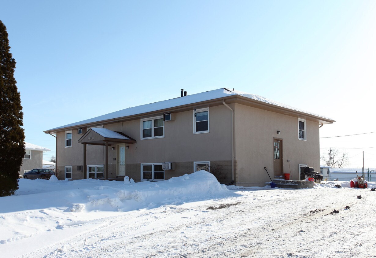 2600 138th Ave NW, Andover, MN 55304 Apartments in Andover, MN