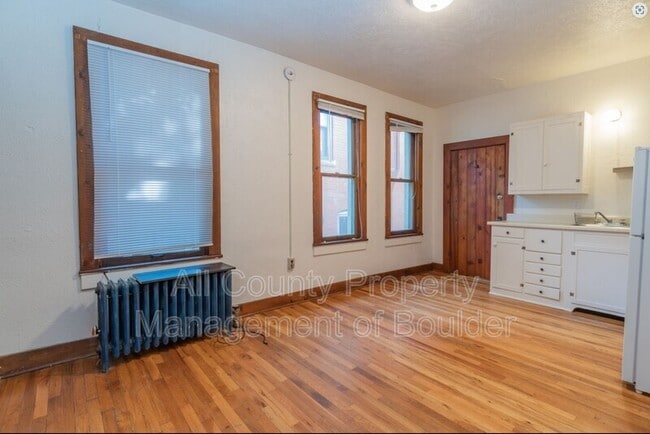 Building Photo - 2408 8th St