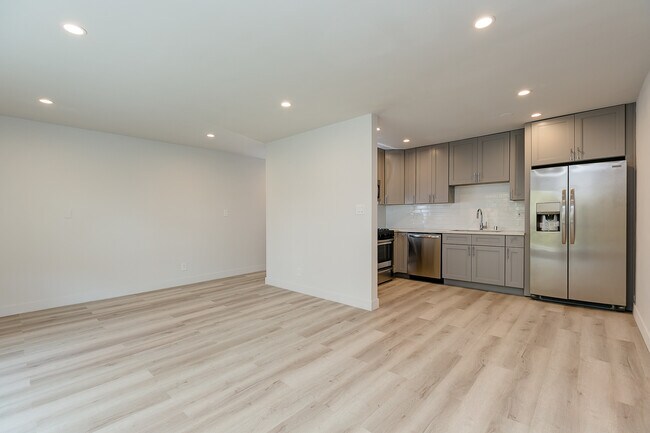 Foto del edificio - 2232 W 24th St