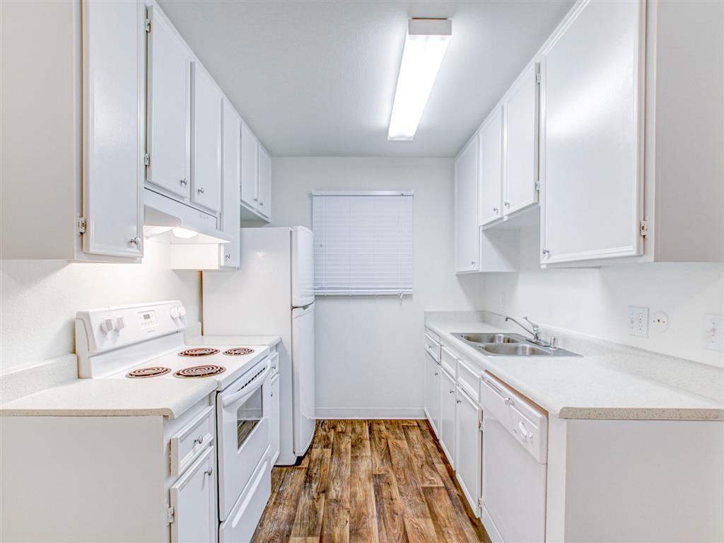 Woodlake Apartments in Escondido, CA