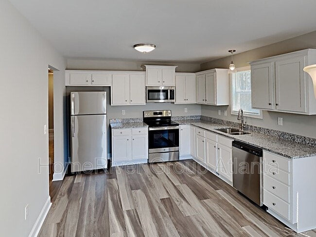 Building Photo - 127 Iverson Pl