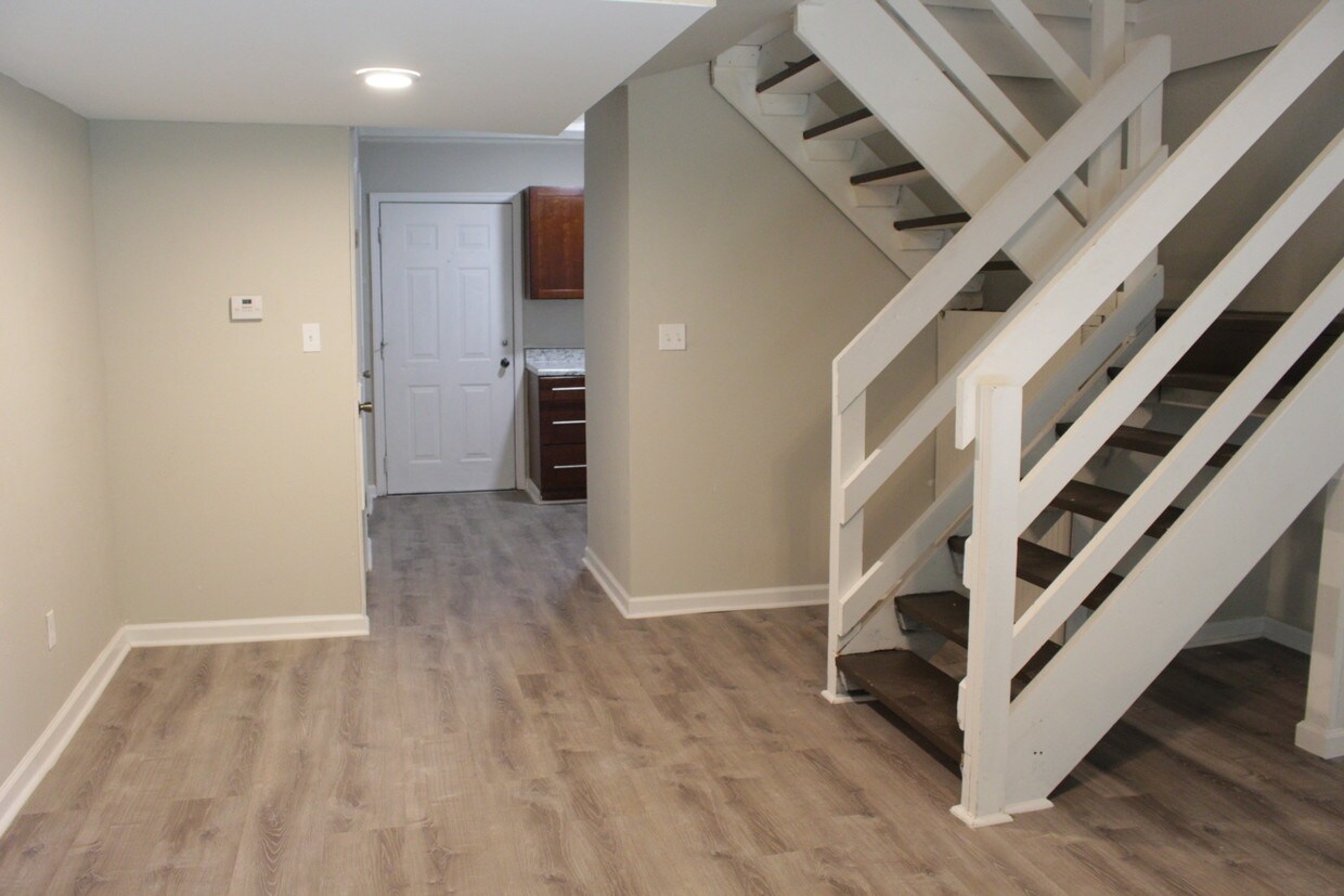 Foto principal - 1356 Linda Ann Dr