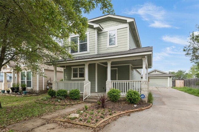 Building Photo - 2224 Bluffstone Dr