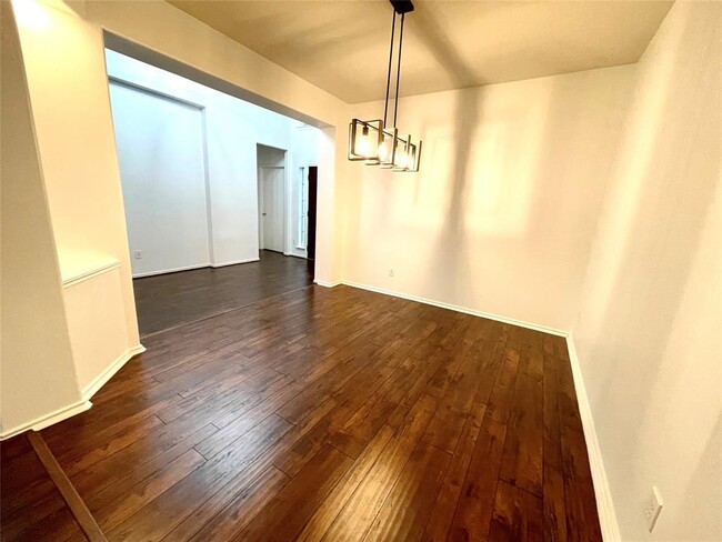 Building Photo - 1715 Wilderness Park Ct