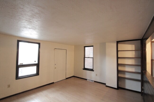 Foto del edificio - 317 S Trenton Ave