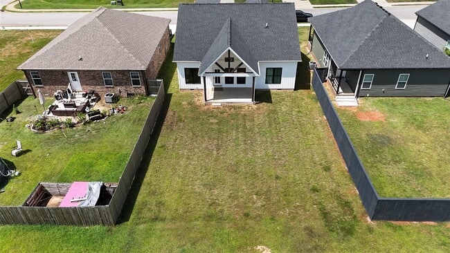 Building Photo - 1184 County House Ln