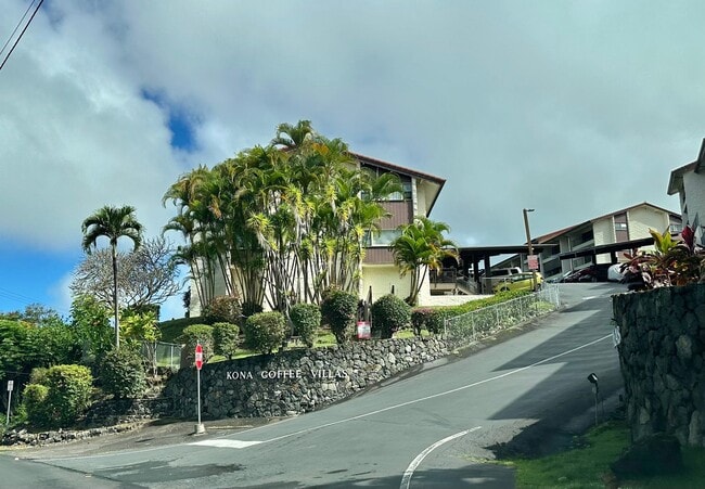 Building Photo - Furnished 2 bedroom 2 bath condo 2 assigned parking stalls