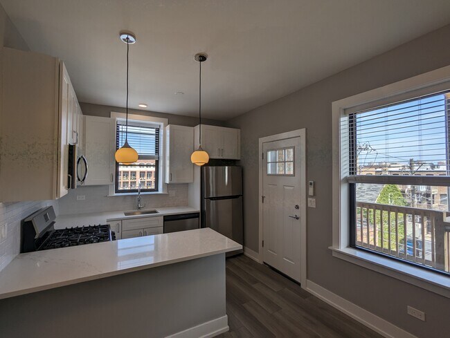 Foto del edificio - 3935 N Janssen Ave