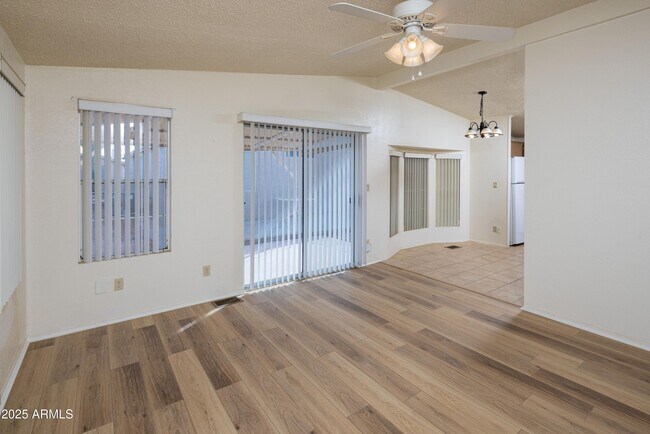 Foto del edificio - 6113 S Cypress Point Dr