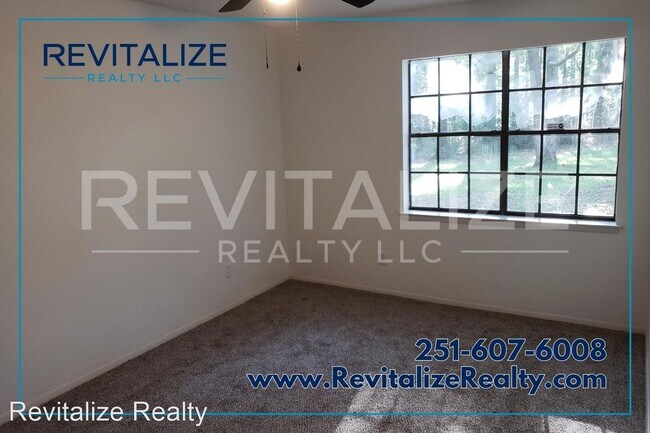 Building Photo - 4 br, 2 bath House - 2020 Lebaron Dr W