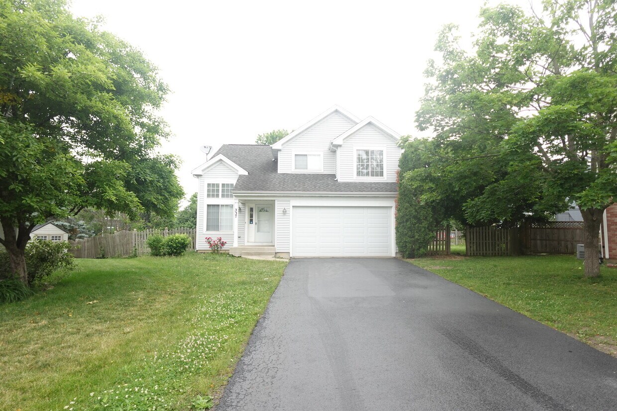 Primary Photo - 337 S Arrowhead Ct