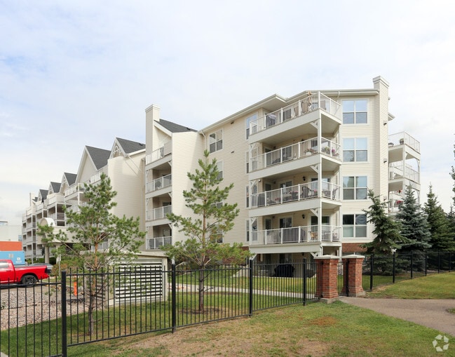 Railtown On The Park