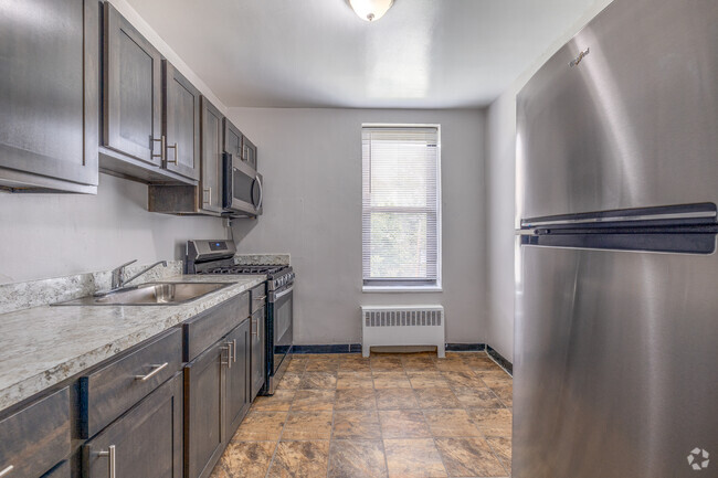 2BD, 1BA - 1000SF - Fairview Arms Apartments