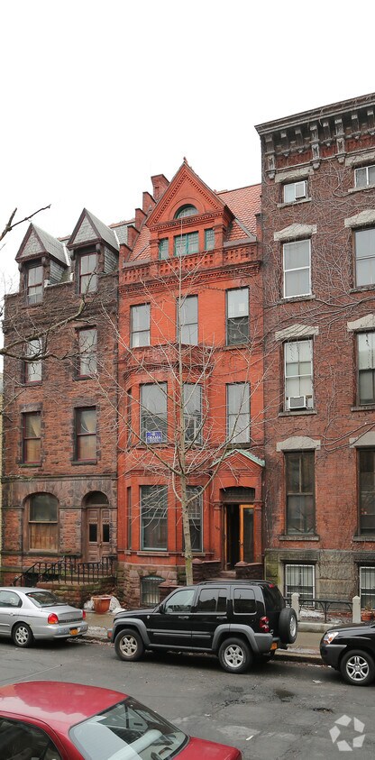 Building Photo - 340 State St