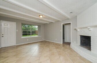 Building Photo - 4522 Donalbain Dr