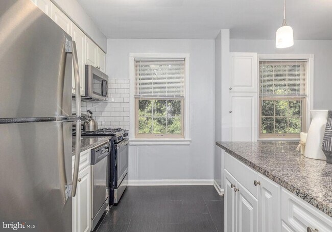 Foto del edificio - 150 E Wynnewood Road Unit 1B-11F