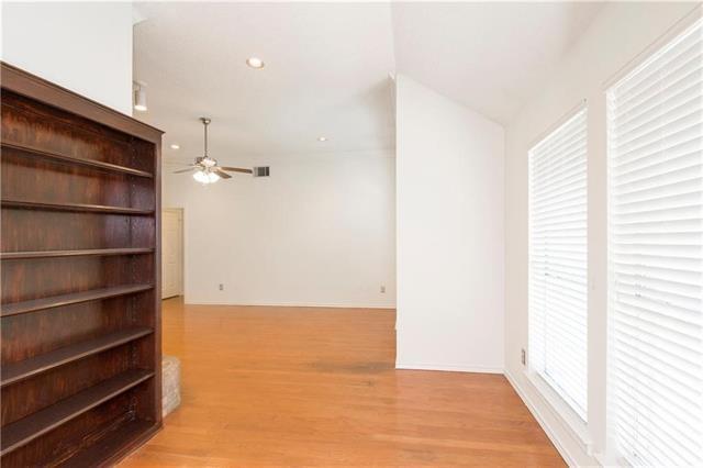 Foto del edificio - 401 Lexington Ln