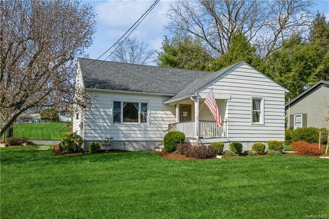 Building Photo - 27 Scanlon Ave