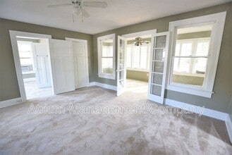 Building Photo - 109 James Ave