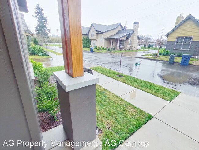 Foto del edificio - 3 br, 2 bath House - 335 Mia Lane