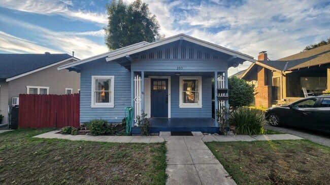 Building Photo - 203 N Canyon Blvd