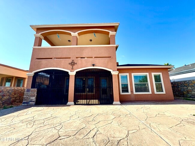 Building Photo - 5429 Pedro Lucero Dr