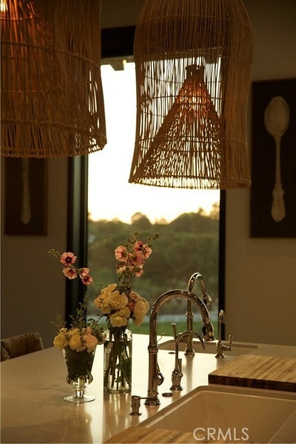 Building Photo - 2575 Park St