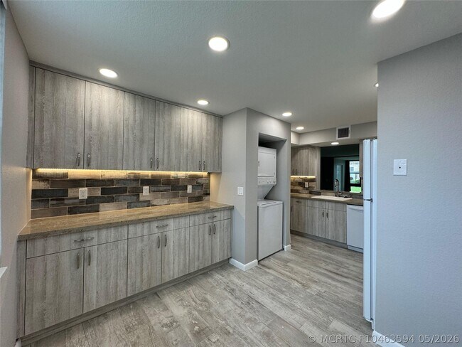 Foto del edificio - 7365 NW 18th St